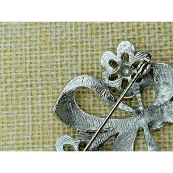 Vintage Brooch Sphinx Marcasite Flower Bouquet - Picture 8 of 9